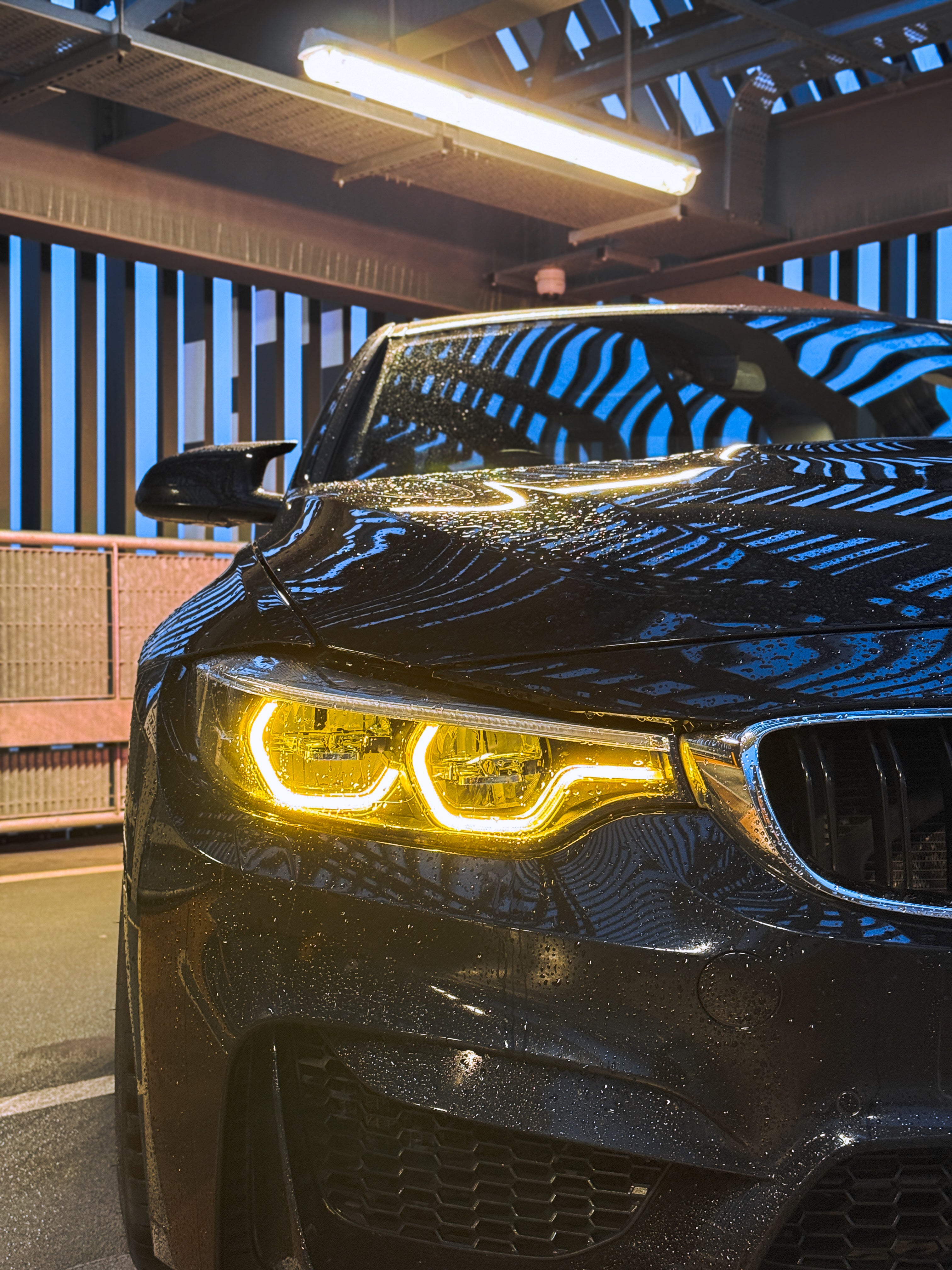 BMW F80/F82/F32 Ikon Headlights White/Yellow/Red